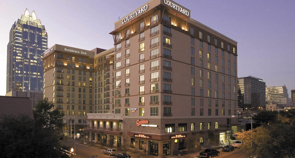 Courtyard Austin Downtown/Convention Center Hotel Exterior photo